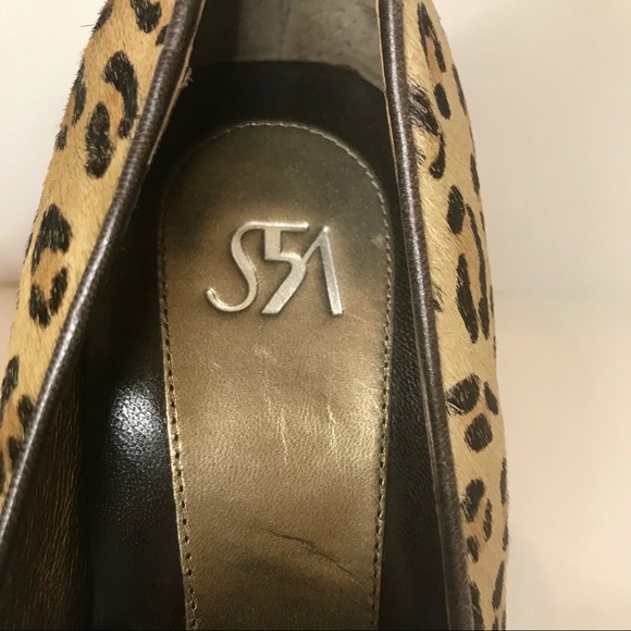 Saks 5th Ave Vintage Pony Fur Mary Jane Pumps - Picture 3 of 6